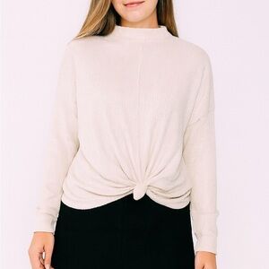 Juniors' SO Long Sleeve Cozy Mockneck Knot Front NEW long sleeve SZ SM Oatmeal